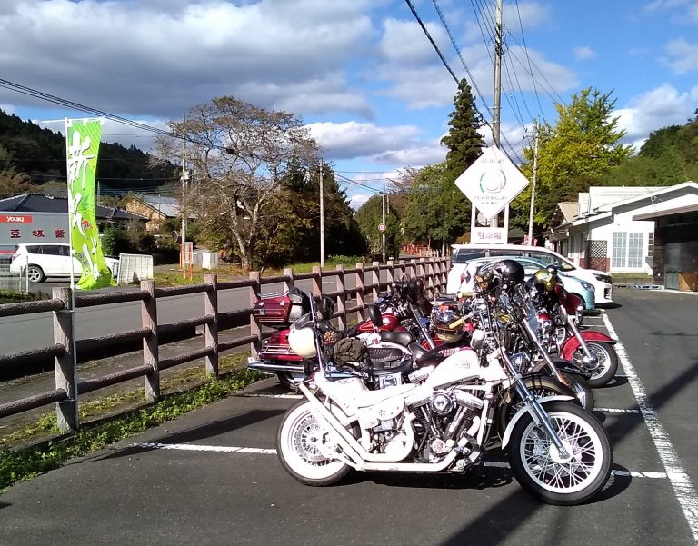 新蕎麦とバイクイメージ